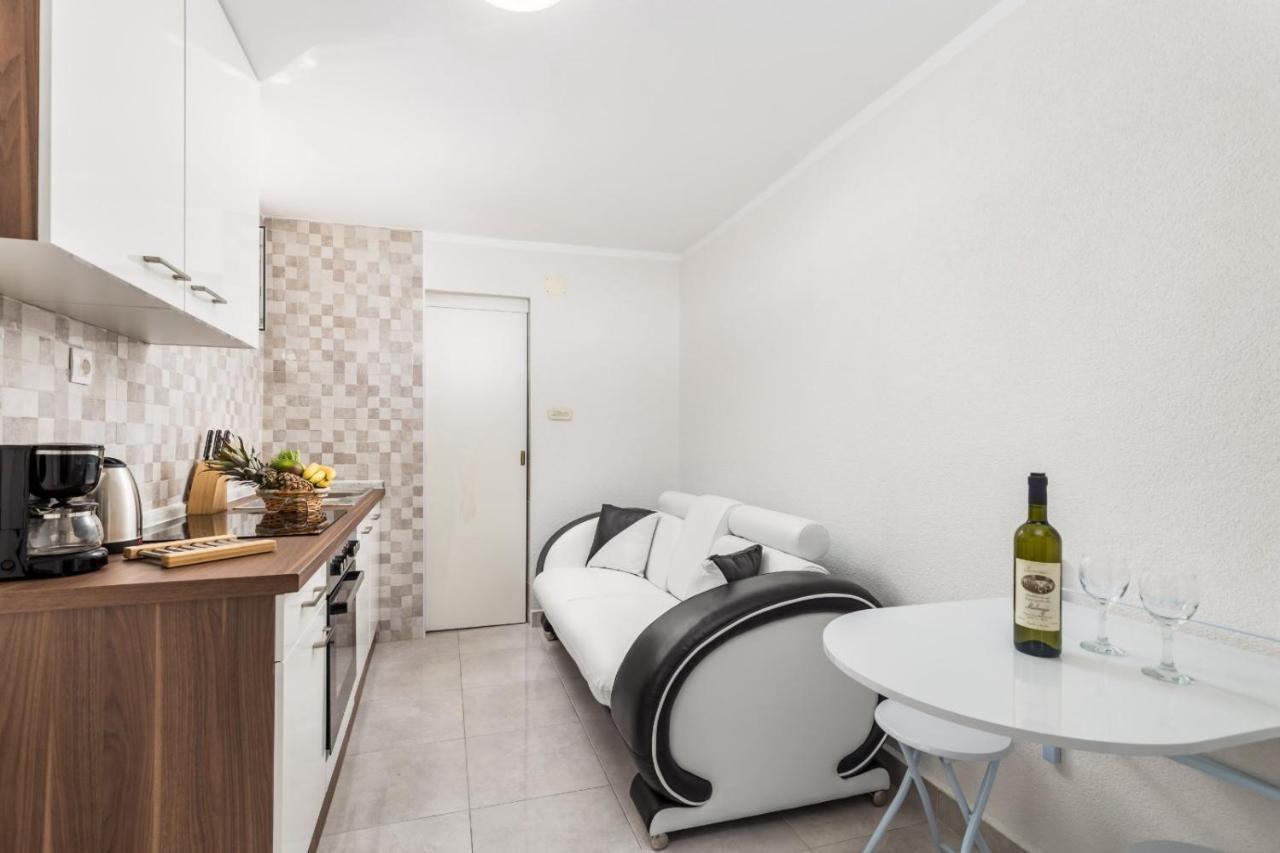 Apartman Marija Novi Vinodolski Esterno foto
